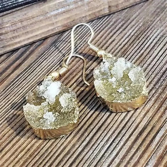 Druzy Agate Teardrop Earrings Gold Plated Pale Yellow - Picture 1 of 4